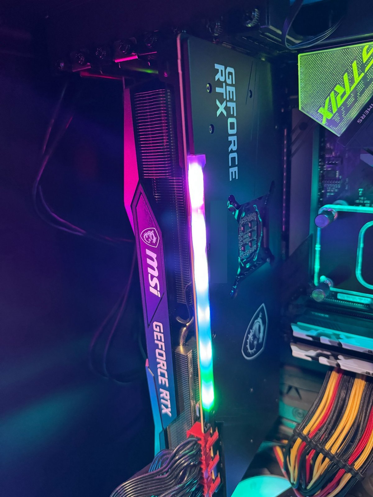 組み戻したRTX 3080。今は落ちずに動いている